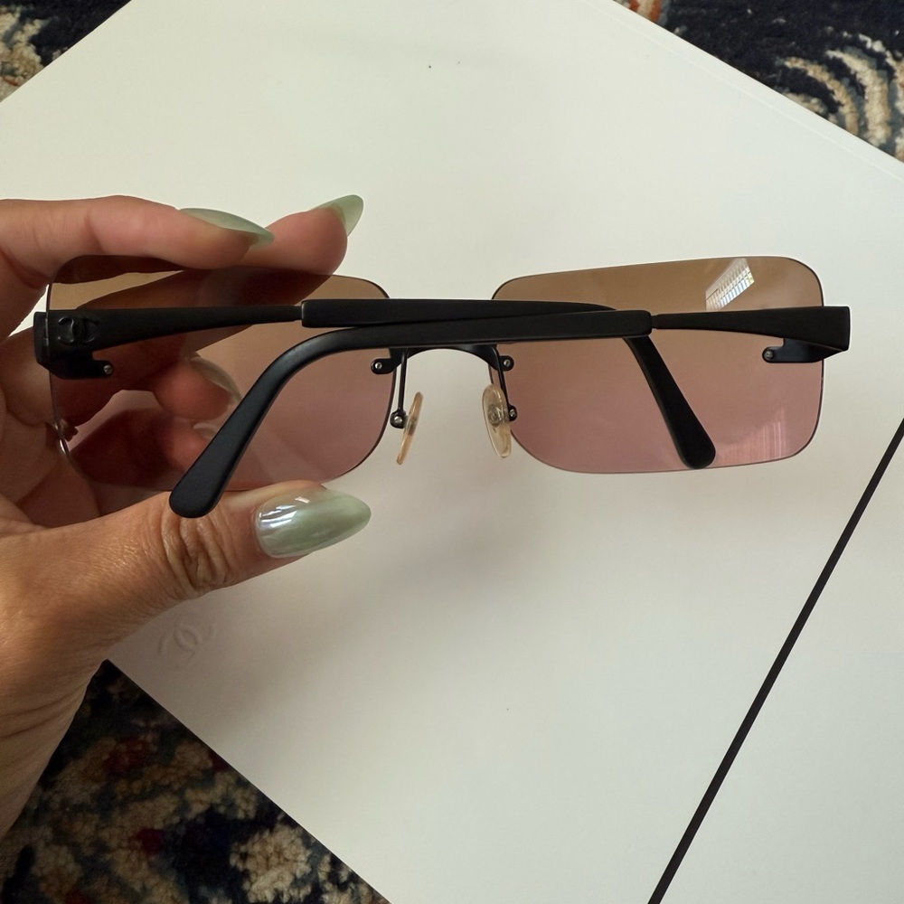CHANEL Brown Gradient Rimless Sunglasses (RARE) - Picture 5 of 9